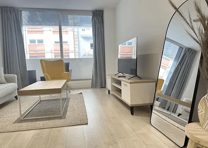 Apartmán Jacinto Benavente 15, 1s Con Parking Gratis By Ybh *